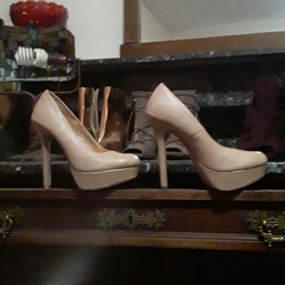 Platform nude heels